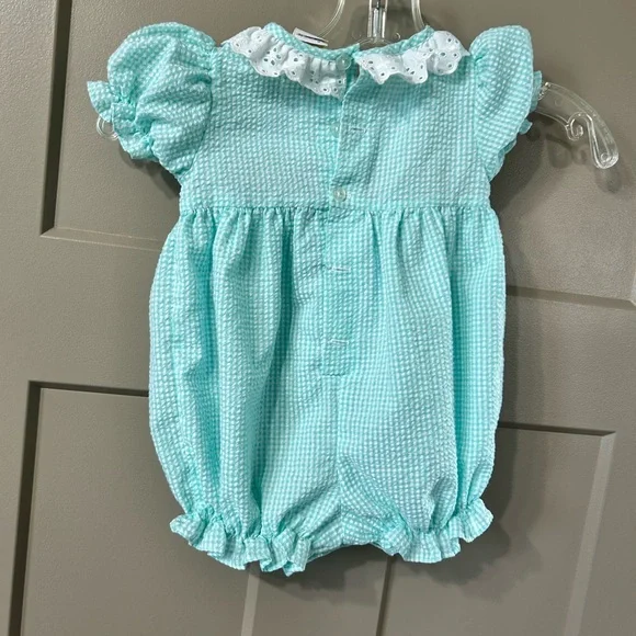 Smocked Baby Bubble Romper Mint teal Pastel Embroidery Easter bunny baskets - Picture 4 of 7